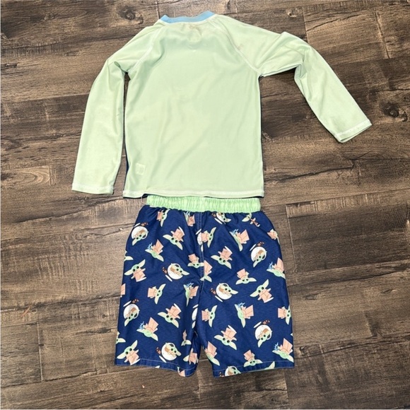 Star Wars The Mandalorian Baby Yoda Big Boys Swim Rash Guard Swim Trunks set - Picture 2 of 5